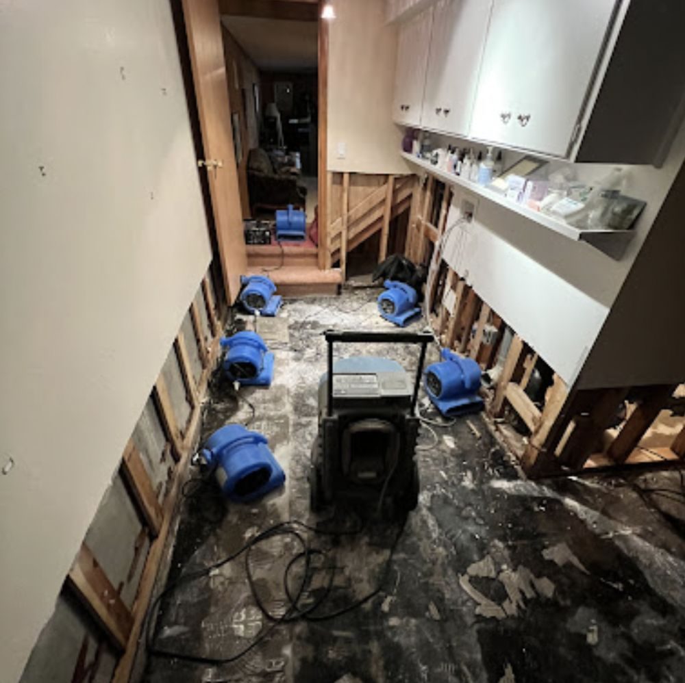 water damage restoration work by 24 Hour Flood Pros of Arizona in Chandler, AZ (photo 5 of 5)
