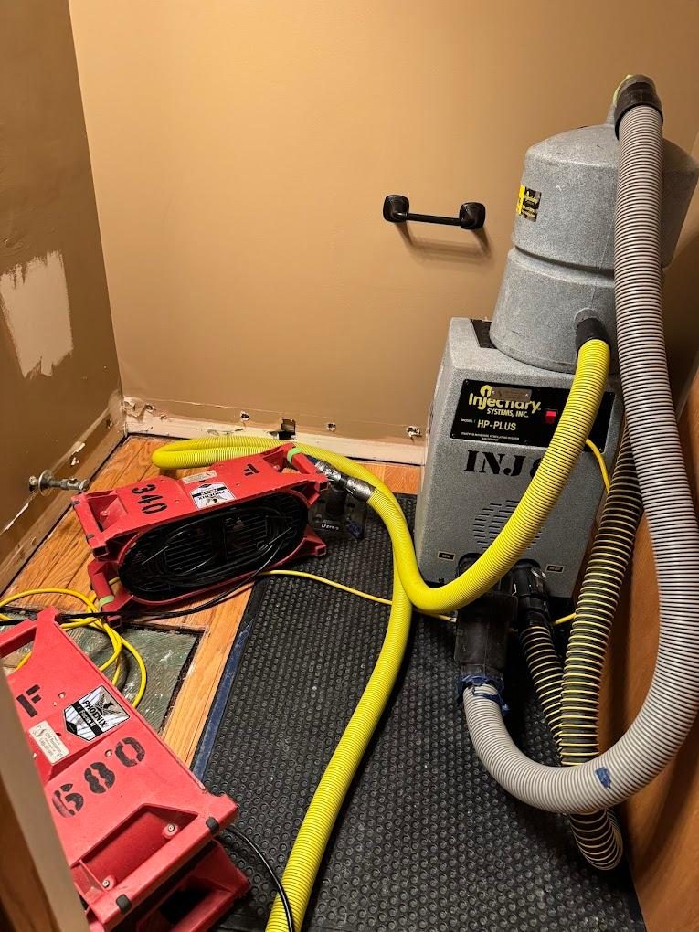 water damage restoration work by Chicago Water & Fire Restoration in Elmhurst, IL (photo 5 of 5)