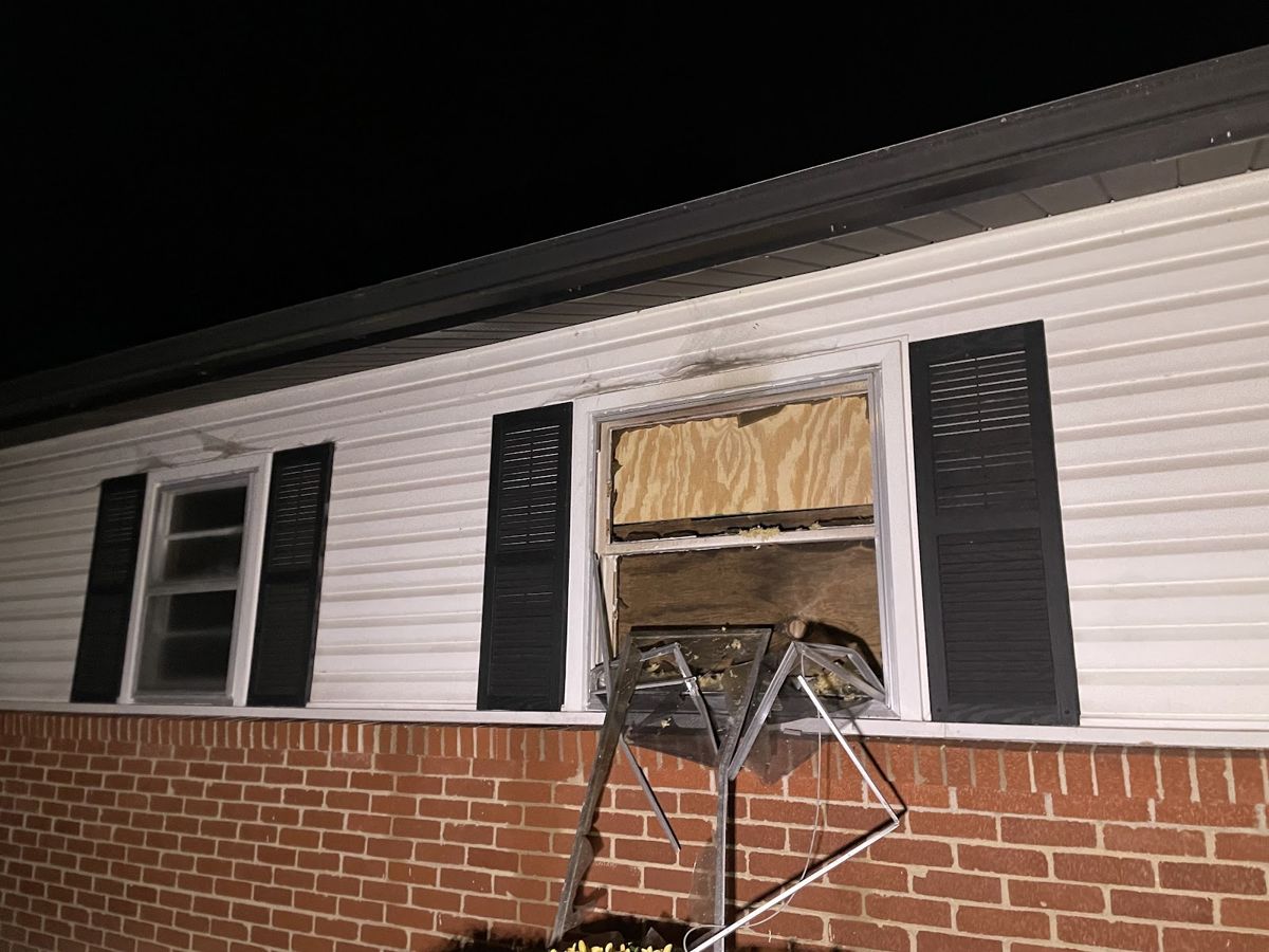water damage restoration work by Flood & Fire Pros in Hixson, TN (photo 5 of 8)