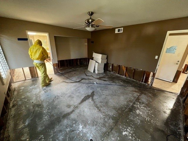 restoration work by Flood Response Restoration Services in Thousand Palms, CA (photo 4 of 5)