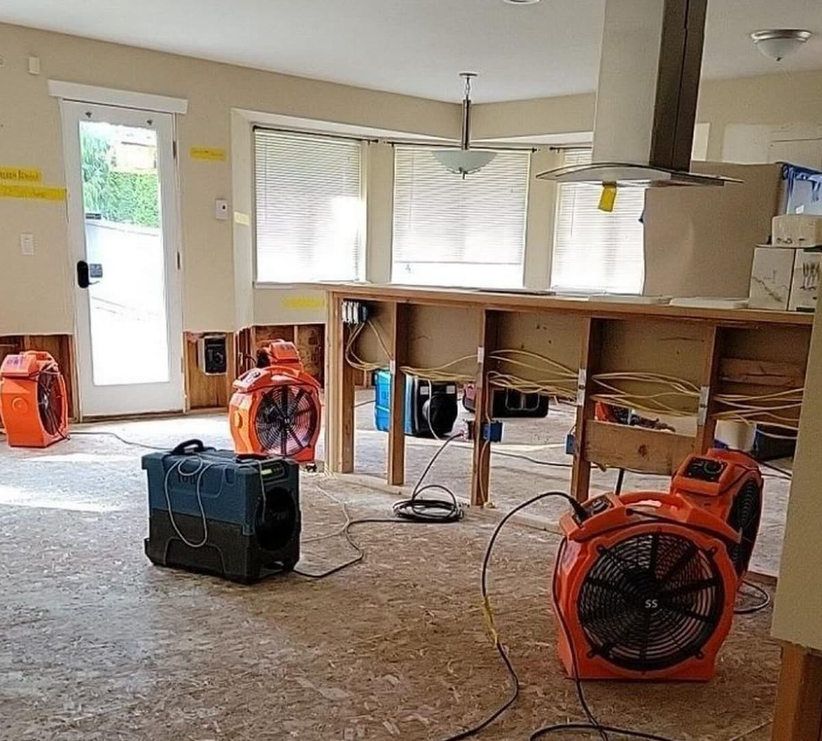 water damage restoration work by Frontline Fire & Flood in Tacoma, WA (photo 6 of 8)