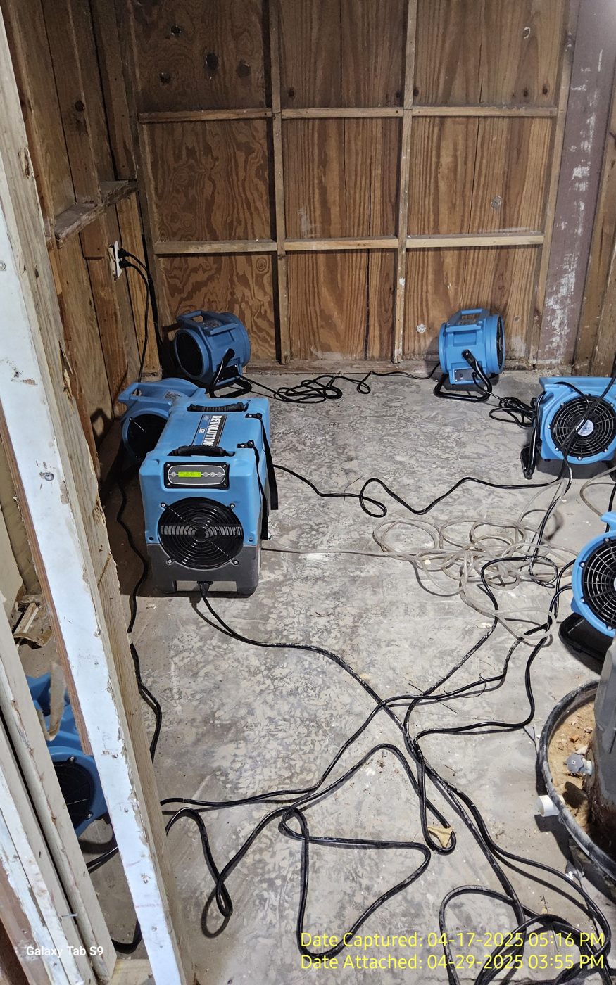water damage restoration work by i-DRY Restoration in Rosenberg, TX (photo 8 of 8)