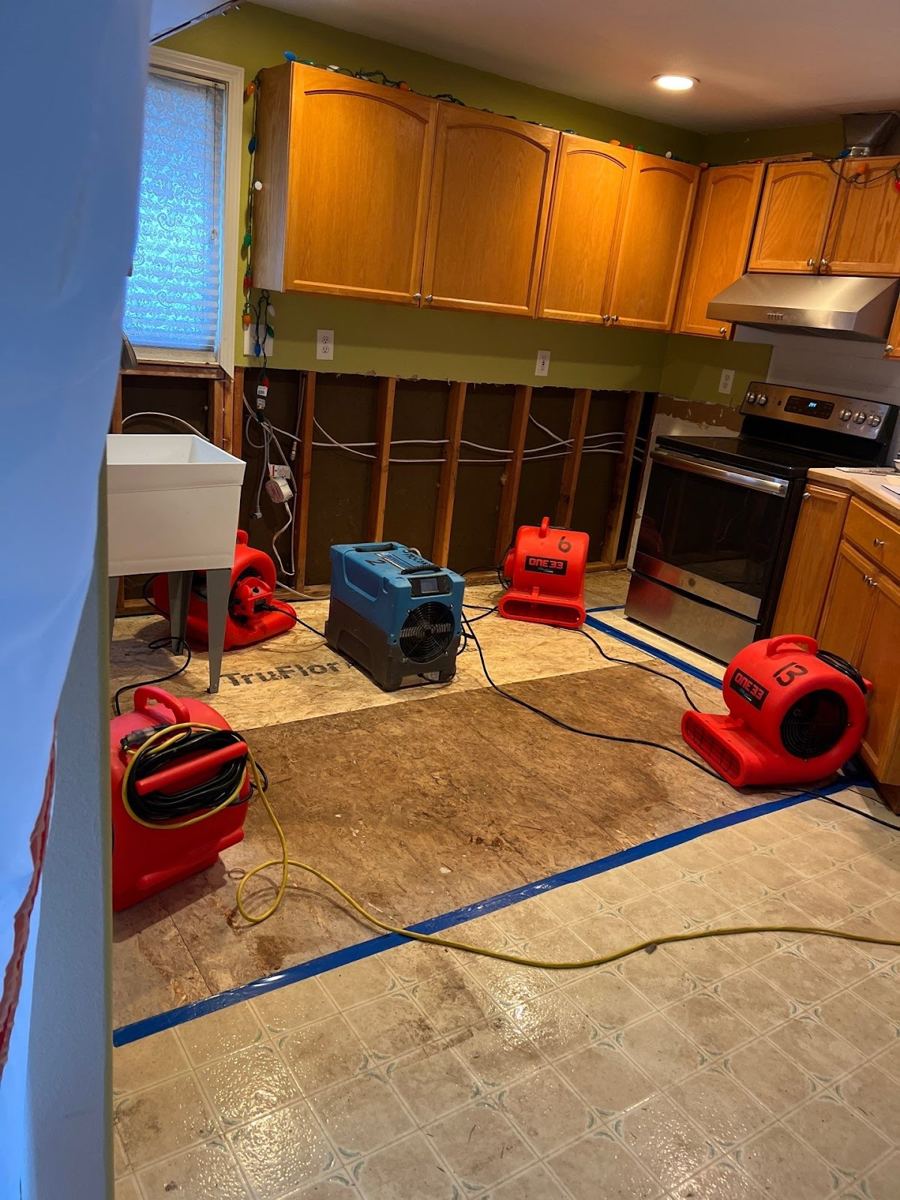 water damage restoration work by ProCoat Construction & Restoration LLC in Vancouver, WA (photo 5 of 8)