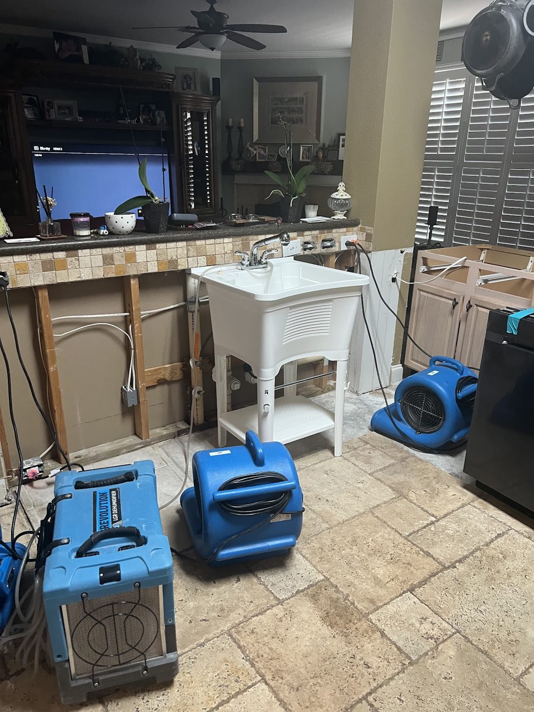 QD Restoration - Water, Fire, Mold — restoration services in San Antonio, TX