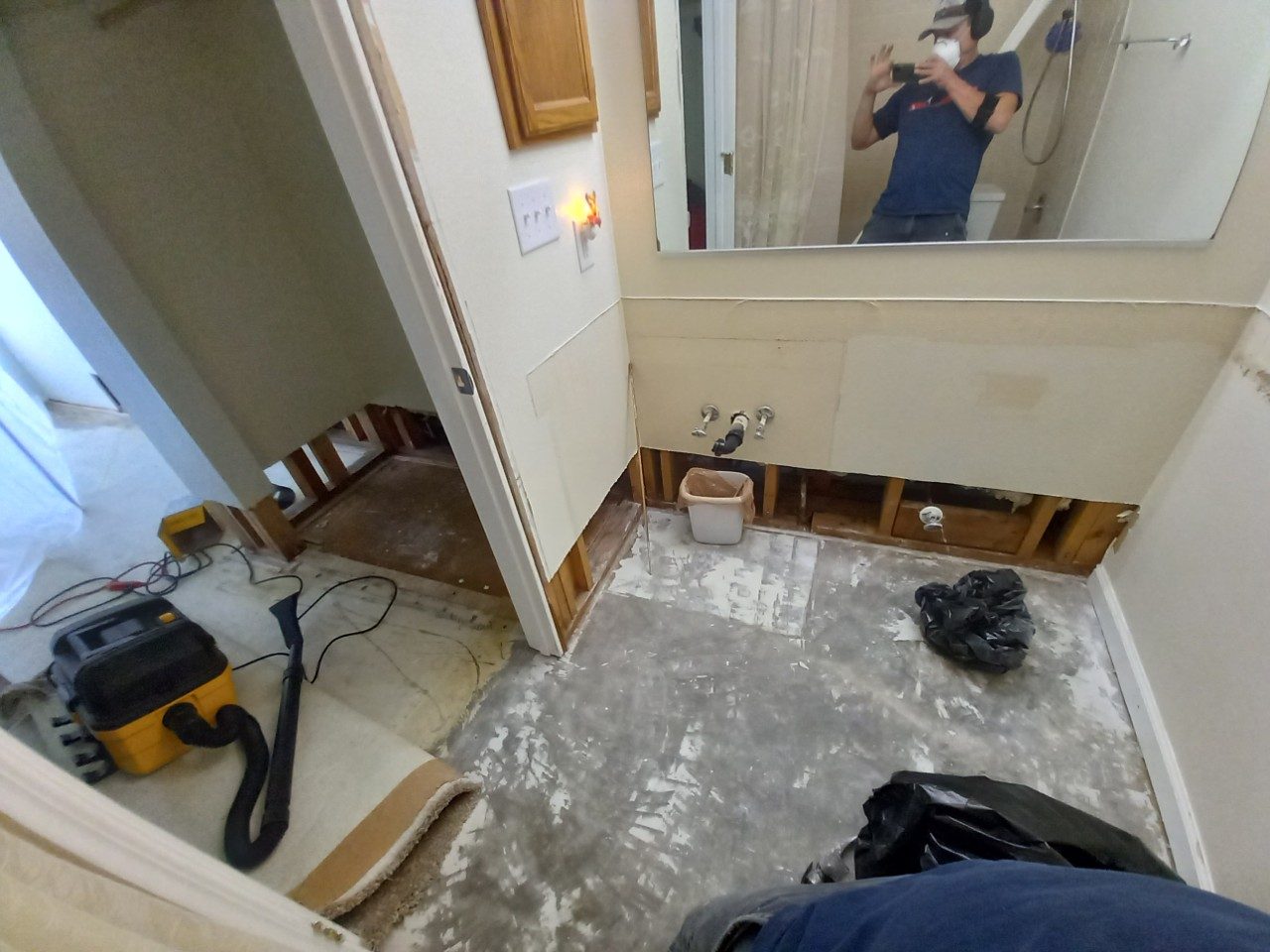 restoration work by Roy Briley General Contracting, Fire &Water Damage Restoration, Mold Mitigation in Anchorage Alaska in Anchorage, AK (photo 4 of 5)